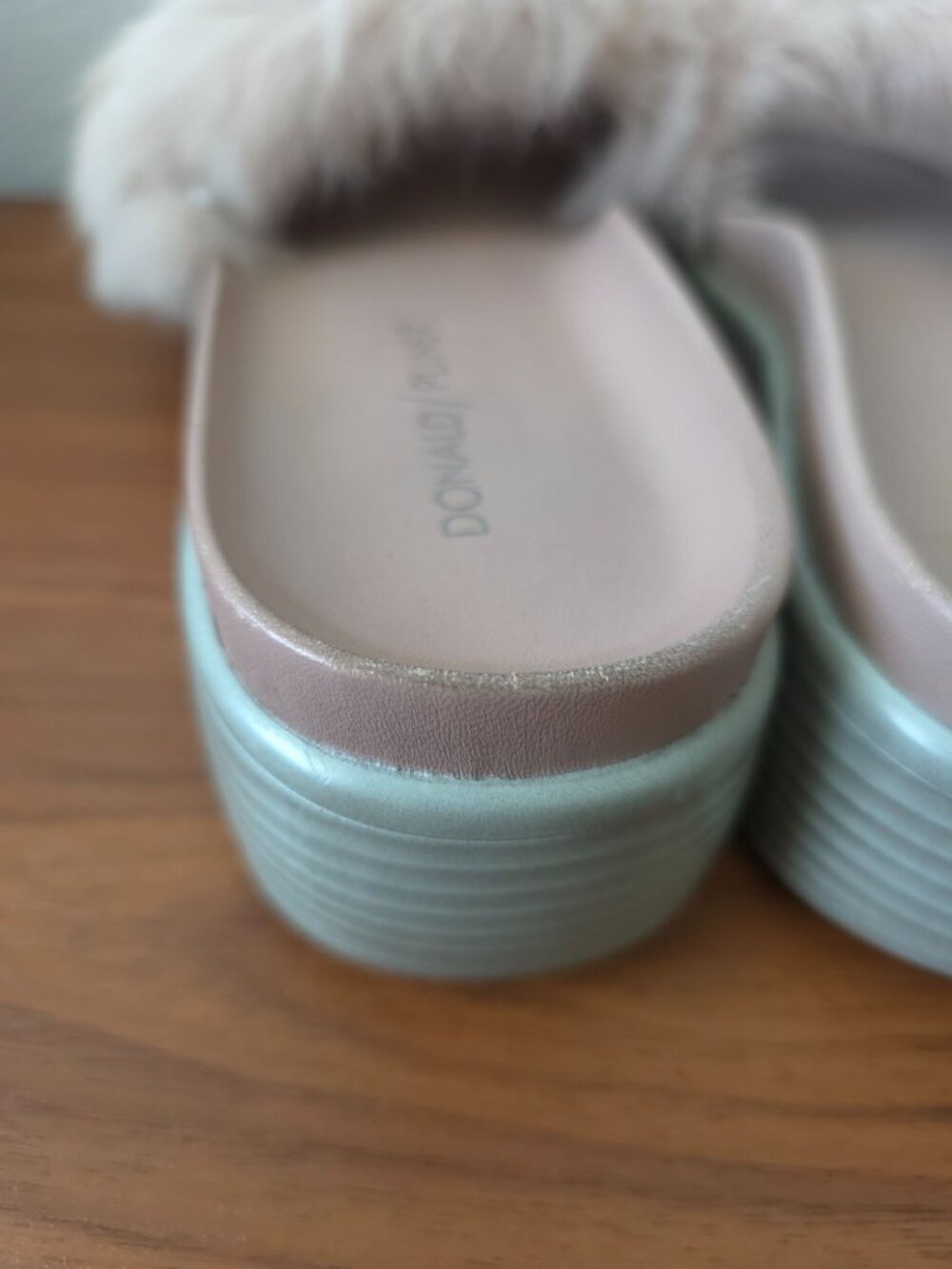 Donald Pliner Pink Rabbit Fur Chunky Platform Slides Sandals Women's Sz 7.5M - Picture 10 of 12